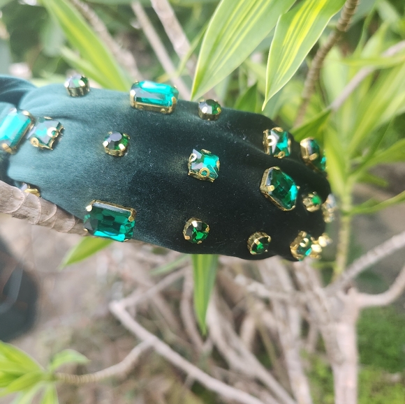 NEW! Faux green esmerald headband - Luxury hair accesory - Picture 9 of 11